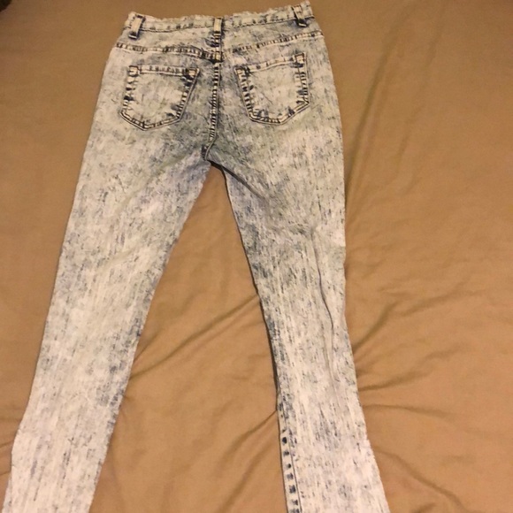 ripped skinny jeans - Picture 2 of 2